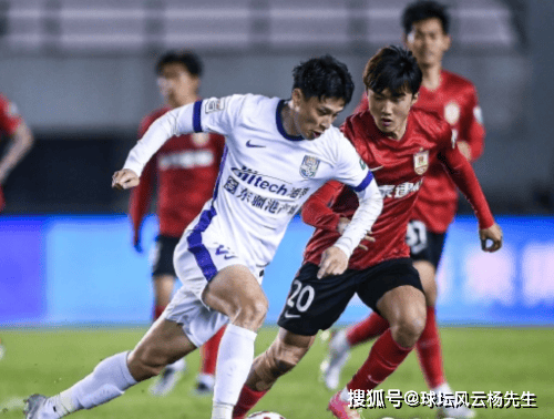 里尔主场不敌亚维隆，遭遇难以扭转的颓势