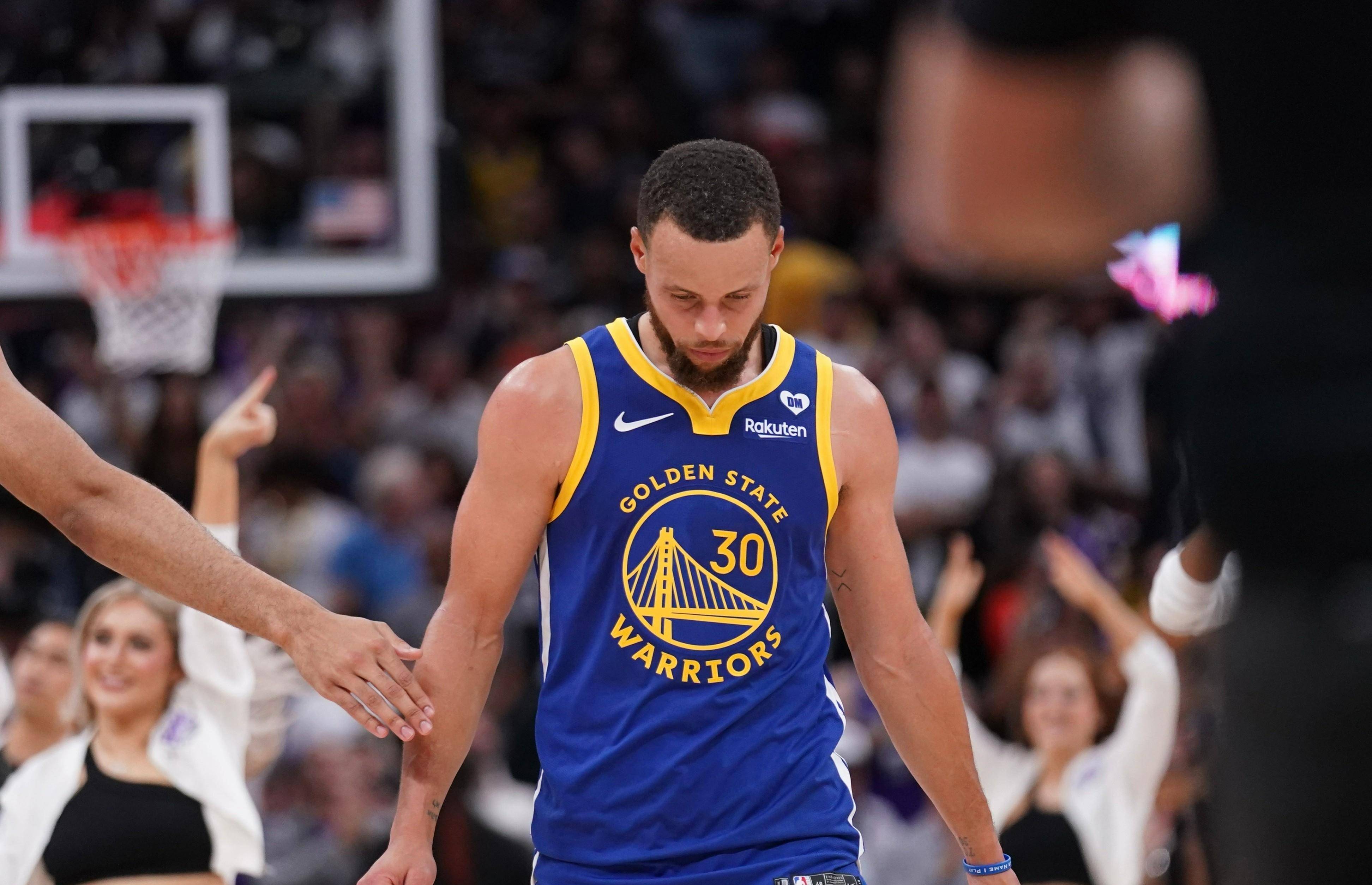 库里官方公布新规，勇士引发争议，官方宣布新规球迷热议！