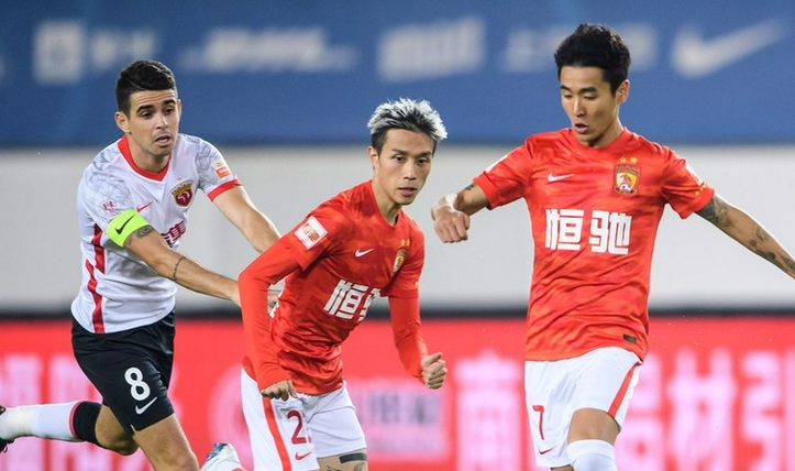 数据复盘：上海海港季后赛对阵广厦男篮，浓眉效率值爆表(琼州海峡今天通航查询)