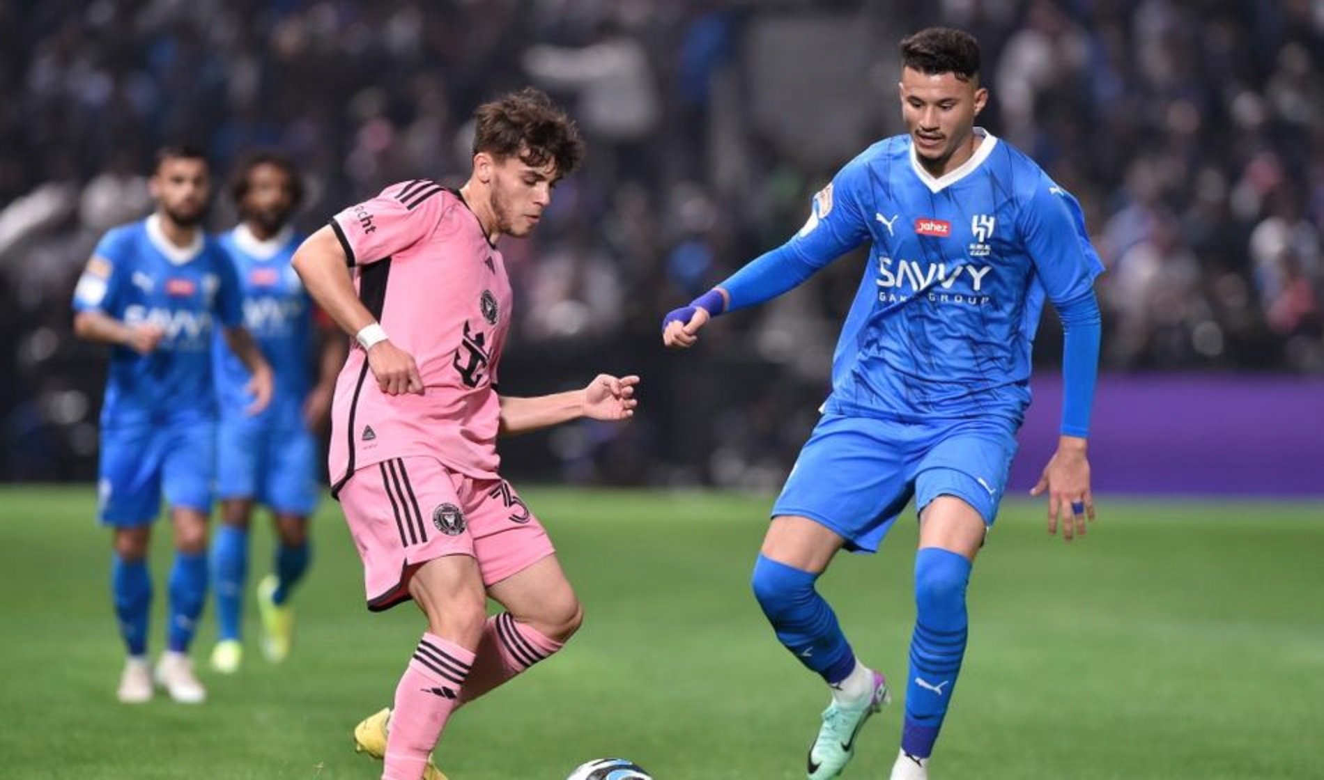 赛前速览：德甲首回合利雅得新月对阵国际米兰，三大看点值得期待的简单介绍